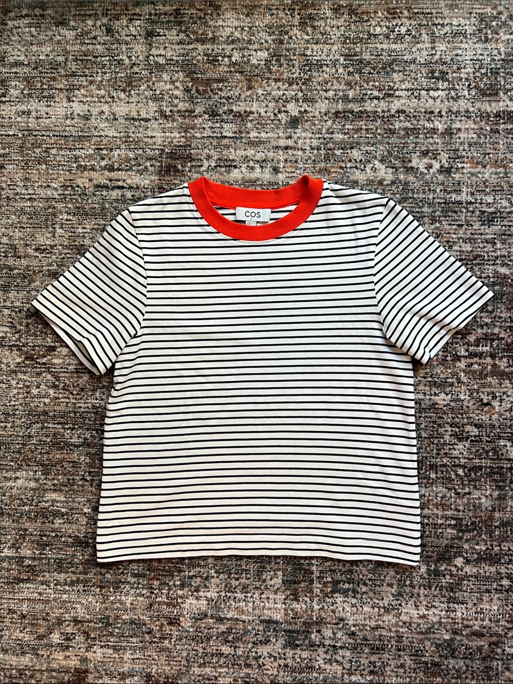 COS Clean Cut Striped T-Shirt Black White Orange Red Collar Size XS